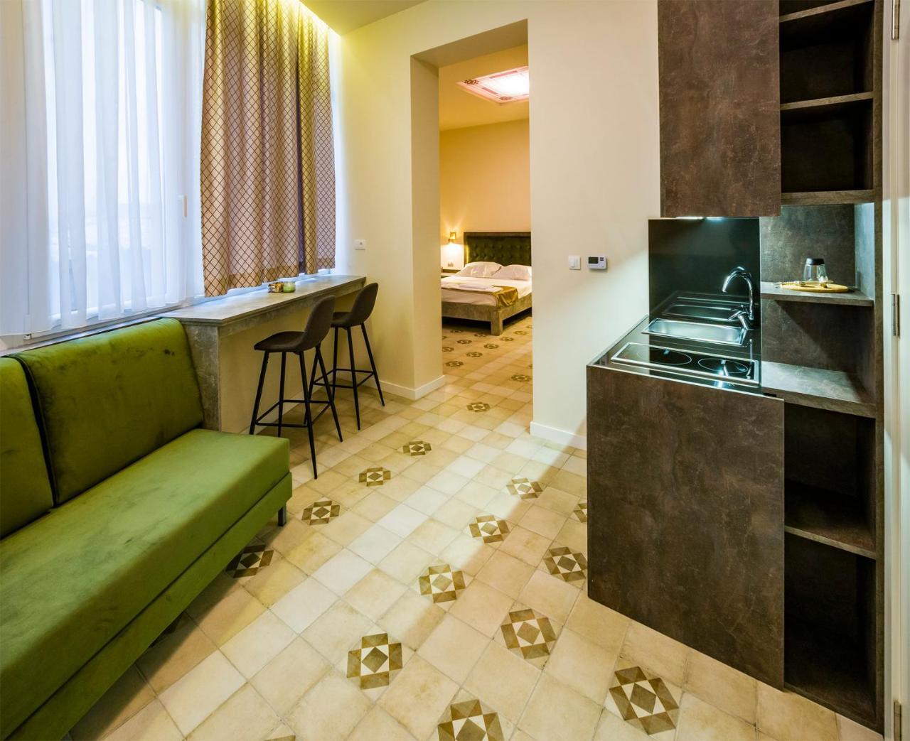 Lux Villa Old Town Belgrado Esterno foto