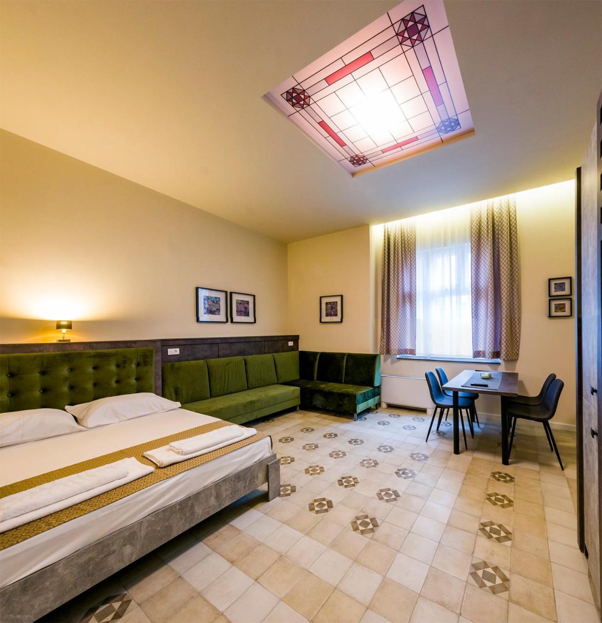 Lux Villa Old Town Belgrado Esterno foto