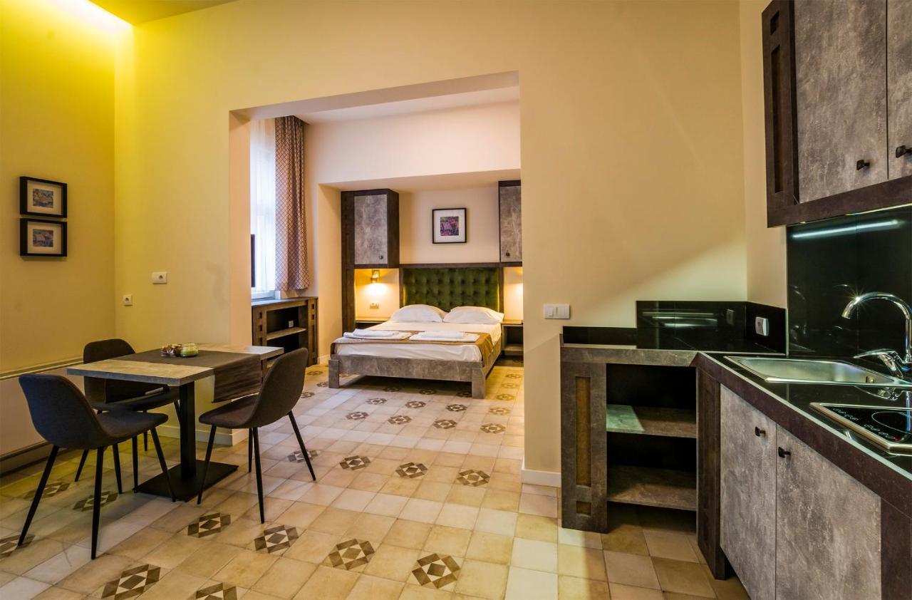 Lux Villa Old Town Belgrado Esterno foto