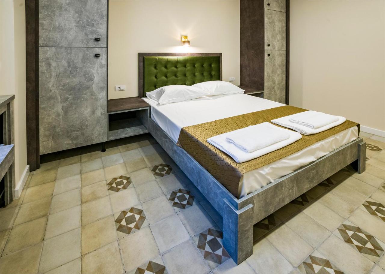 Lux Villa Old Town Belgrado Esterno foto