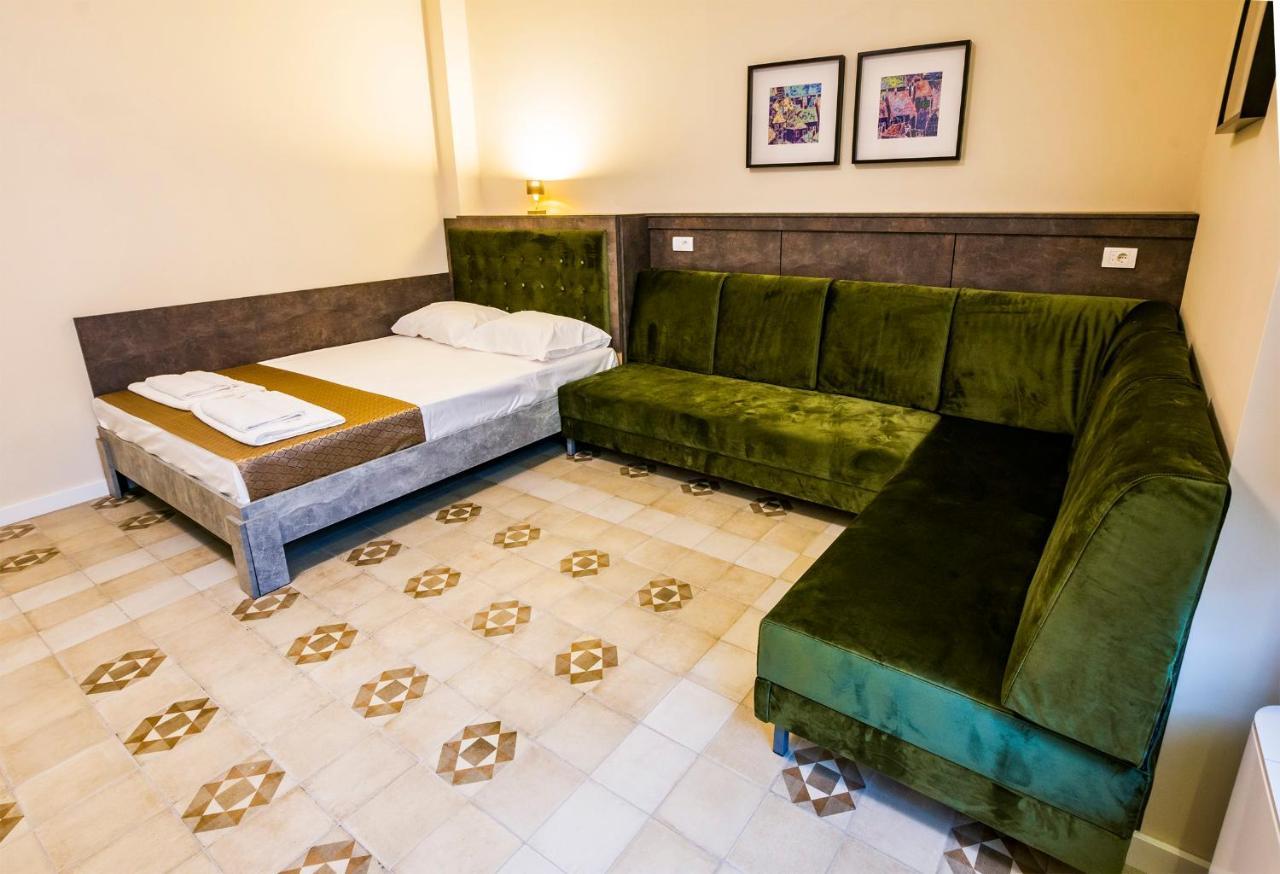 Lux Villa Old Town Belgrado Esterno foto