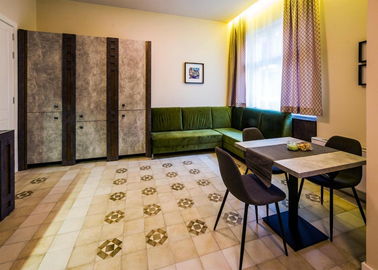 Lux Villa Old Town Belgrado Esterno foto